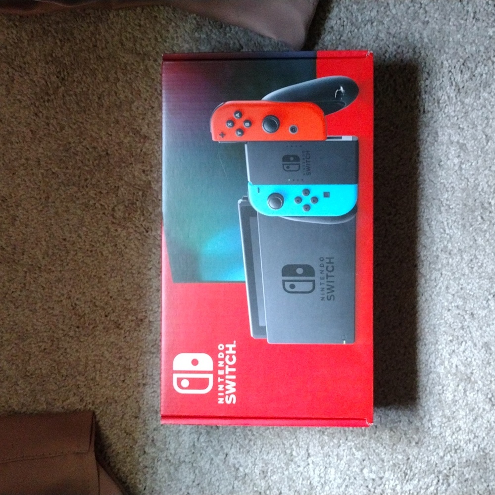Nintendo Switch w/ Neon Blue & Neon Red Joy-Con - Picture 4 of 4